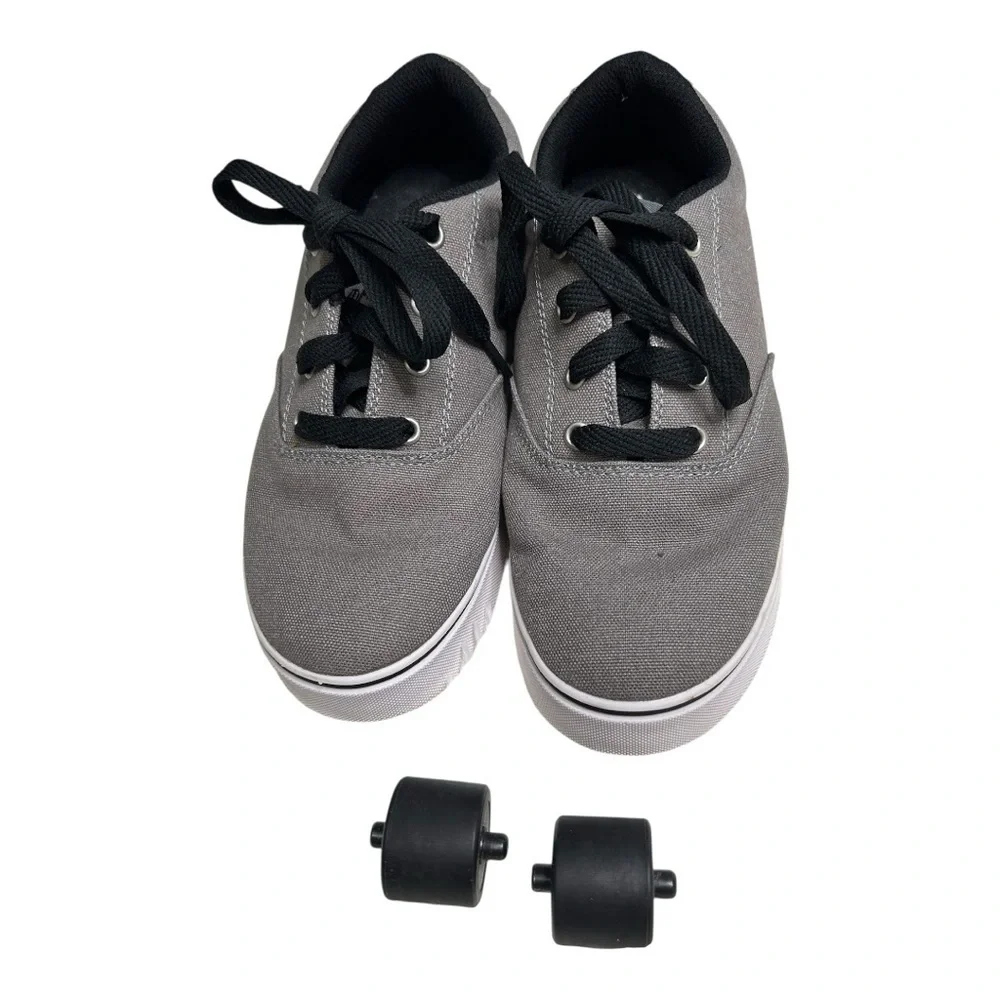 VTG Heelys Gray Size 7 Sneakers with Wheels Classic, Y2K, 00’s